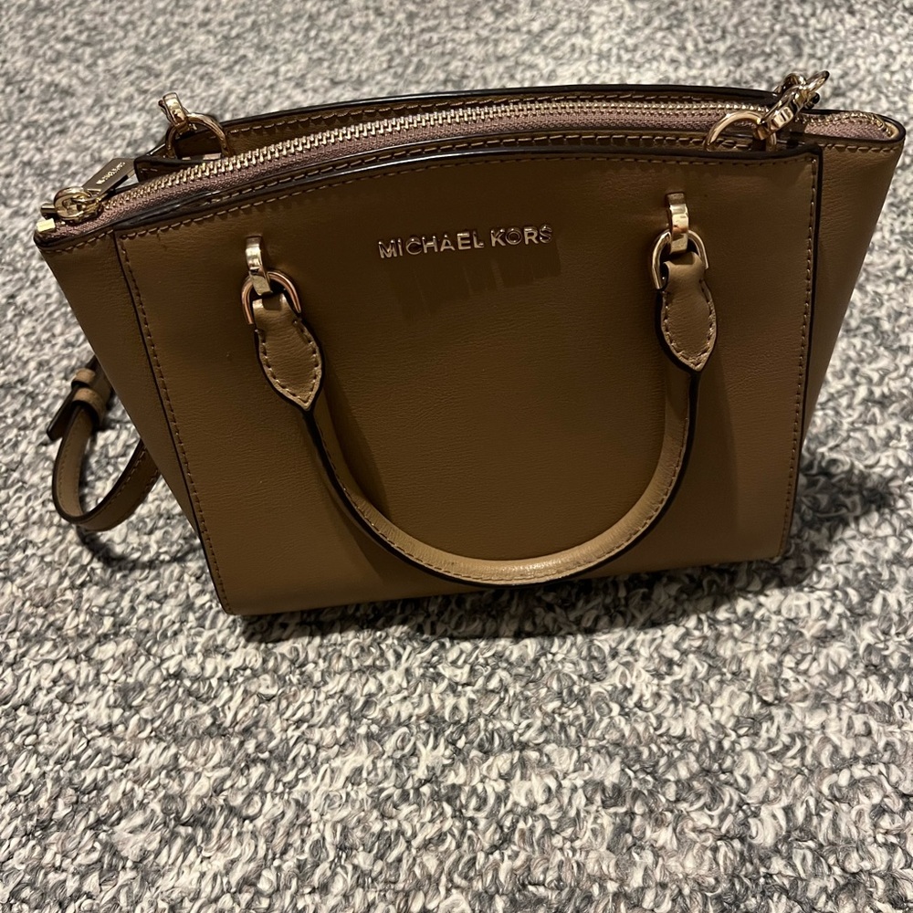 Michael Kors crossbody bag